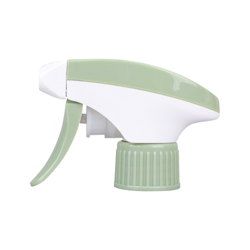 Leak-proof plastic trigger sprayer