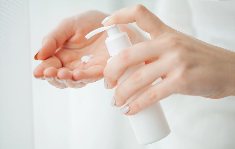 Paano pinangangasiwaan ng Cream Pump ang mga cream na may iba't ibang lagkit nang hindi nakabara?